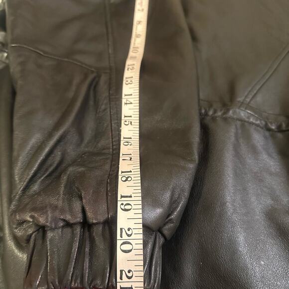 IZZY - Ladies Black 100% Genuine Leather Fur Hooded Zip Jacket Size Medium/Large - Picture 15 of 16